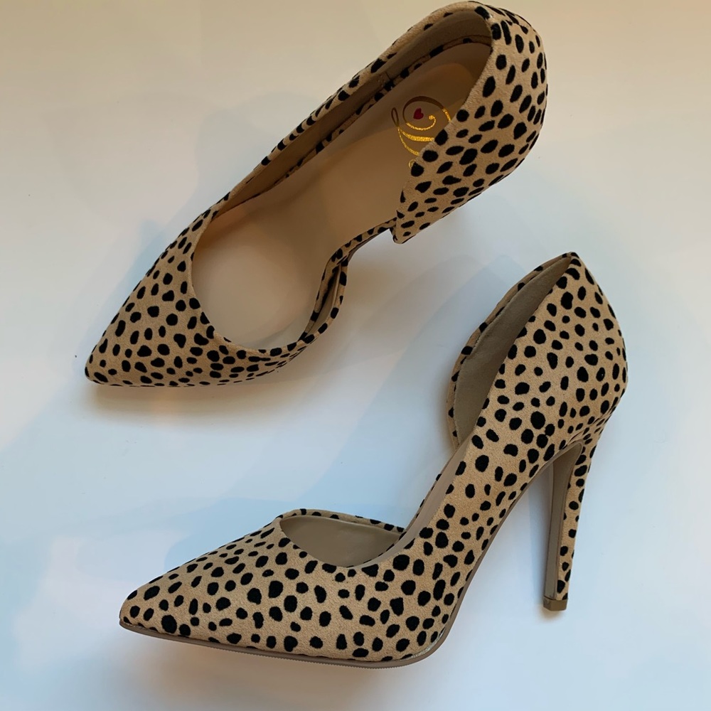 LAST PAIR! leopard cheetah pointy toe pumps - Picture 4 of 5